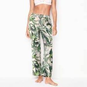 Victorias Secret Satin pull on pants green tan palm print small NWT -